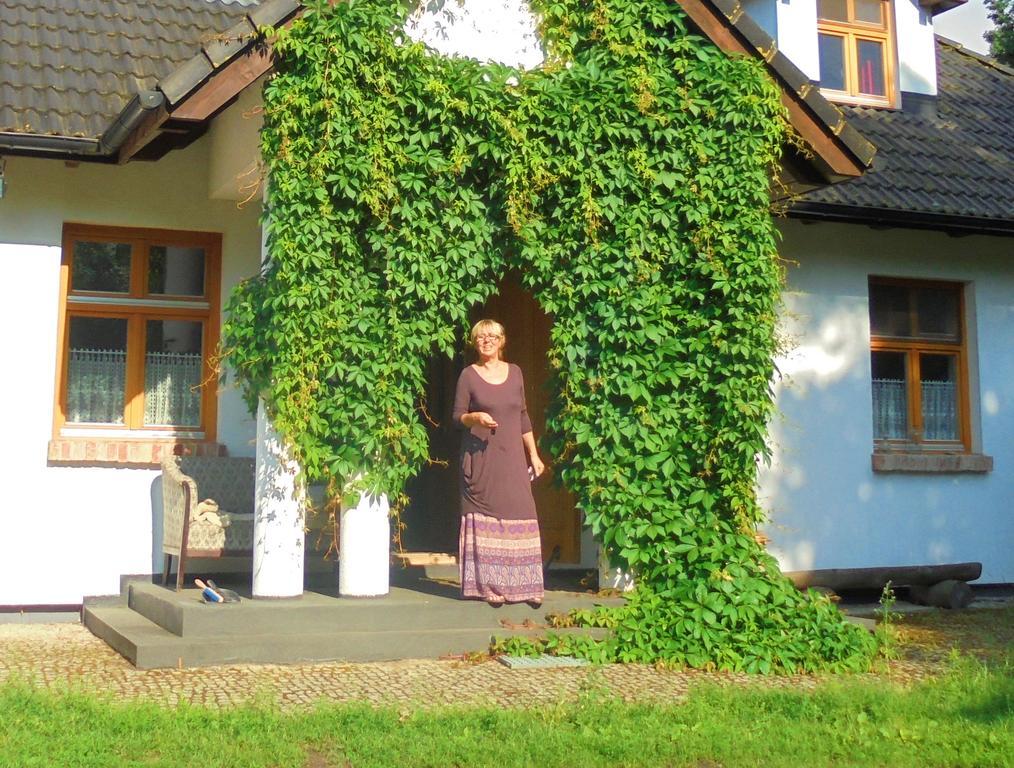 Dworek Swidwie, Gorny Apartament & Harcowka Tanowo Exterior photo